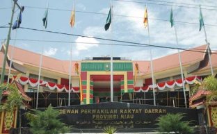 Polemik status Plt Sekwan DPRD Provinsi Riau berimbas pada dana operasional DPRD yang tak kunjung cair (foto/ilustrasi)